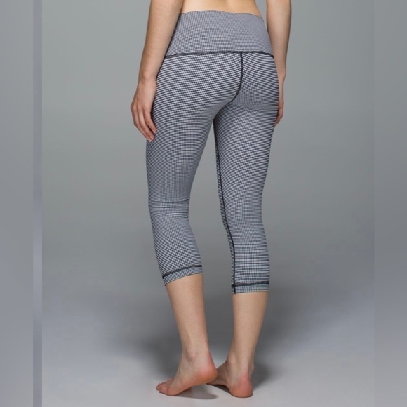 Lululemon Wunder Under Crop II Gingham Luon White Black 6 - Picture 3 of 9